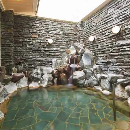 Отель Yugawara-Onsen Manyoso Экстерьер фото